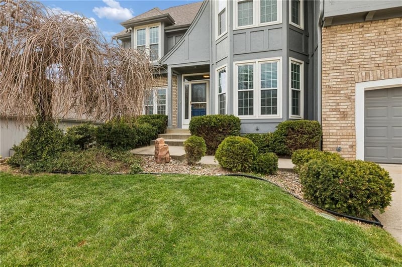 6642 Monticello Ct, Parkville, MO 64152
