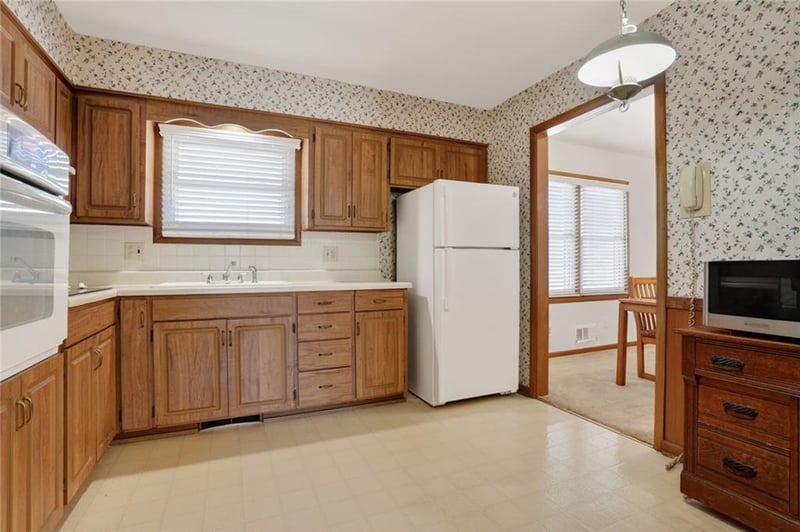 7800 96th St, Overland Park, KS 66212