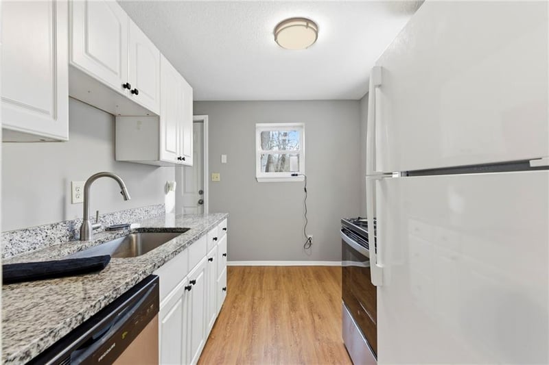2509 Sterling Ave, Independence, MO 64052