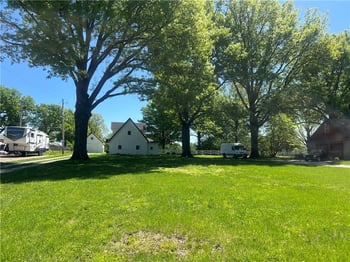 4507 Blue Ridge Blvd, Kansas City, MO 64133