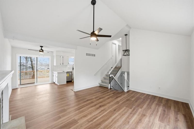 5761 N Anita Ave, Kansas City, MO 64151