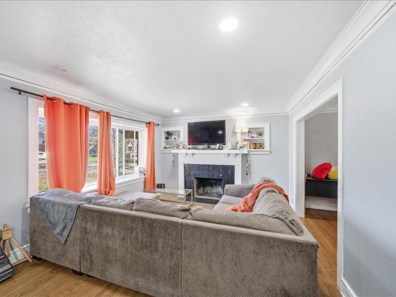 1141 75th Ter, Kansas City, MO 64131