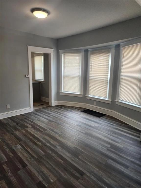 3505 34th St, Kansas City, MO 64128