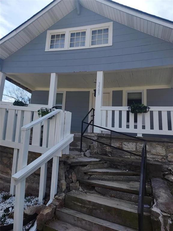 3505 34th St, Kansas City, MO 64128