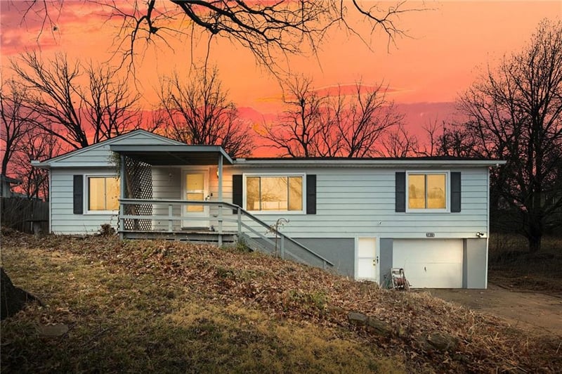 5615 Barnes Ave, Kansas City, MO 64119