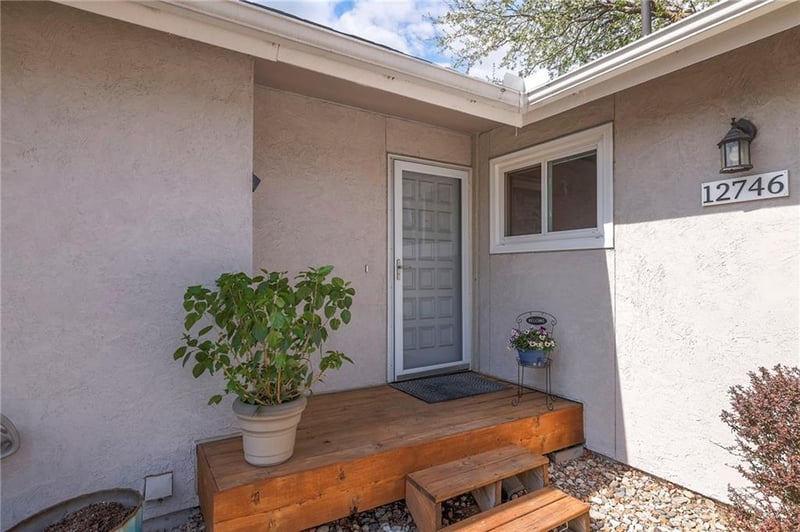 12746 108th Pl, Overland Park, KS 66210