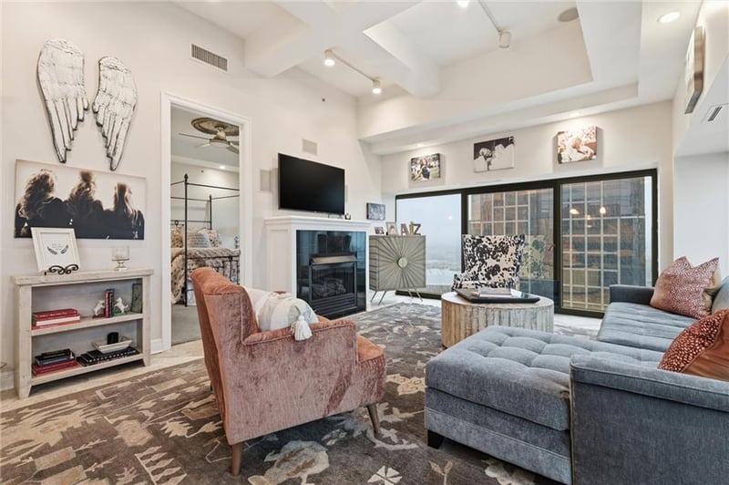 1101 Walnut St #1707, Kansas City, MO 64106