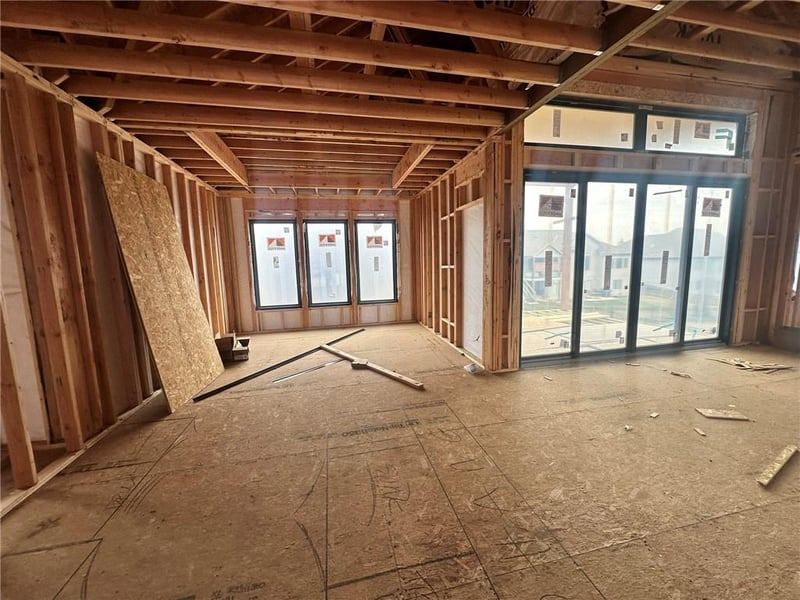 1100 Deer Run Dr, Greenwood, MO 64034
