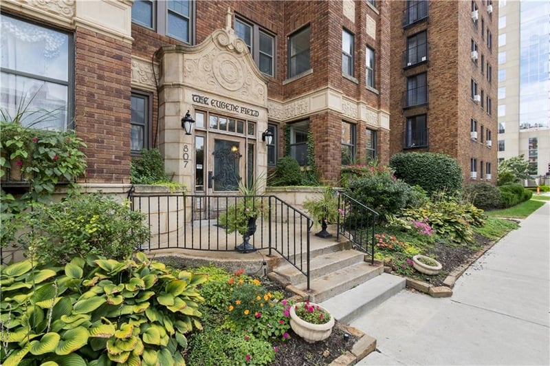 807 W 48th St #701, Kansas City, MO 64112