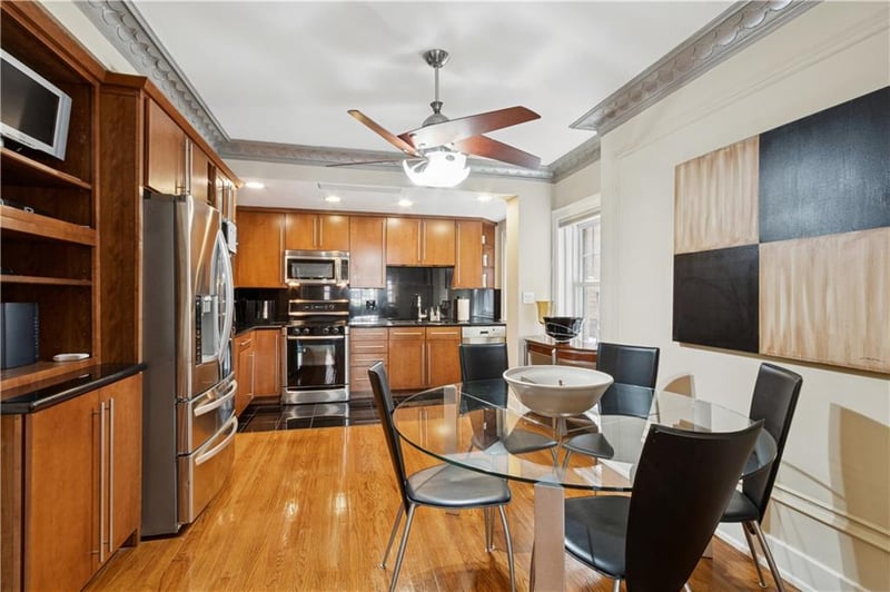 807 48th St #101, Kansas City, MO 64112