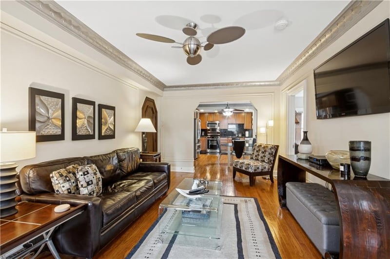 807 48th St #101, Kansas City, MO 64112