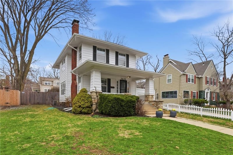 7420 Jarboe St, Kansas City, MO 64114