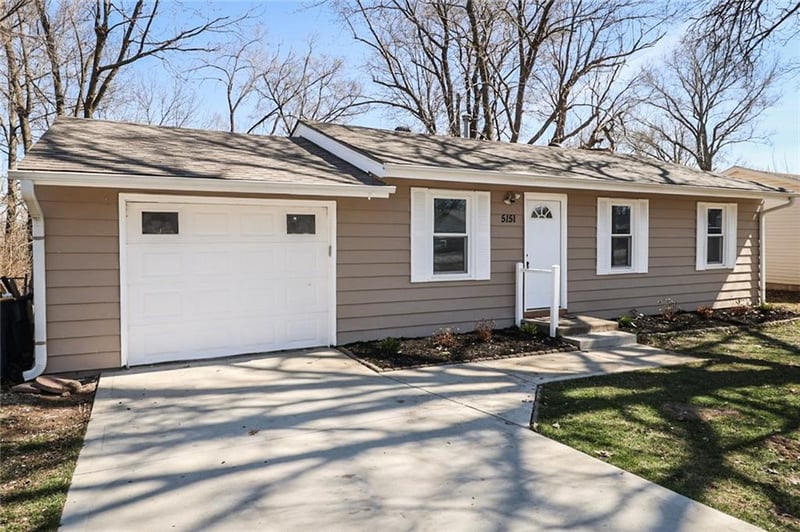 5151 Winchester Ave, Kansas City, MO 64119