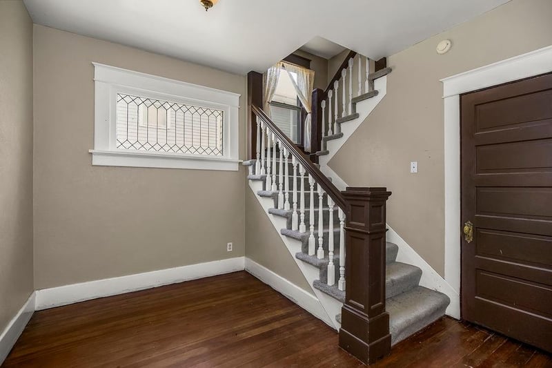 211 Vine St, Leavenworth, KS 66048
