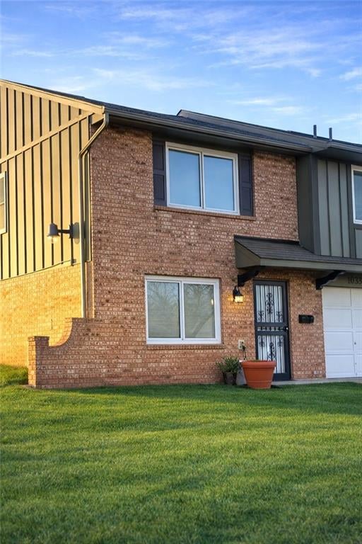 10436 41st St, Kansas City, MO 64133