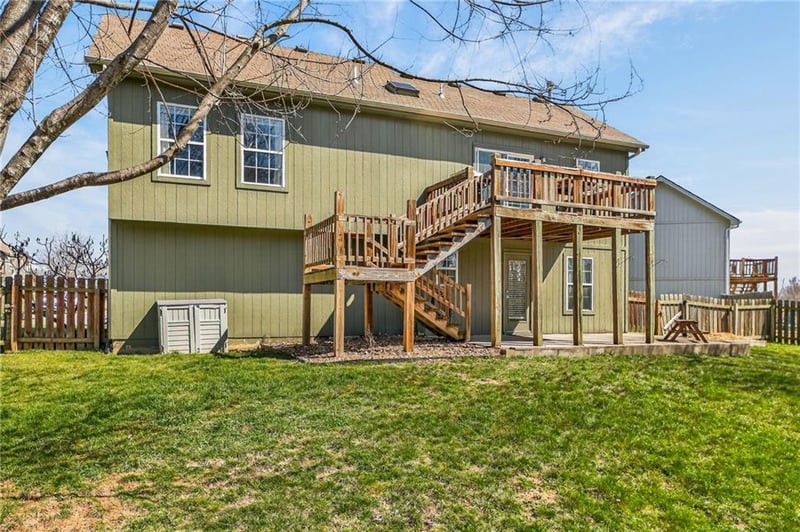 10502 Wallace Ave, Kansas City, MO 64157