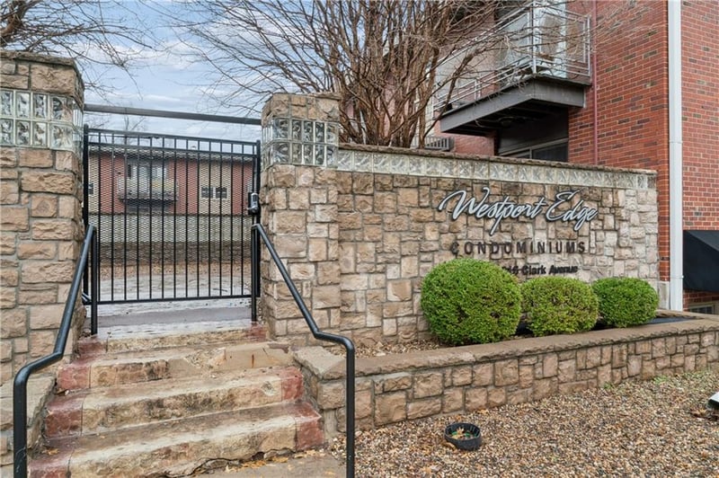 4203 Clark Ave #4, Kansas City, MO 64111