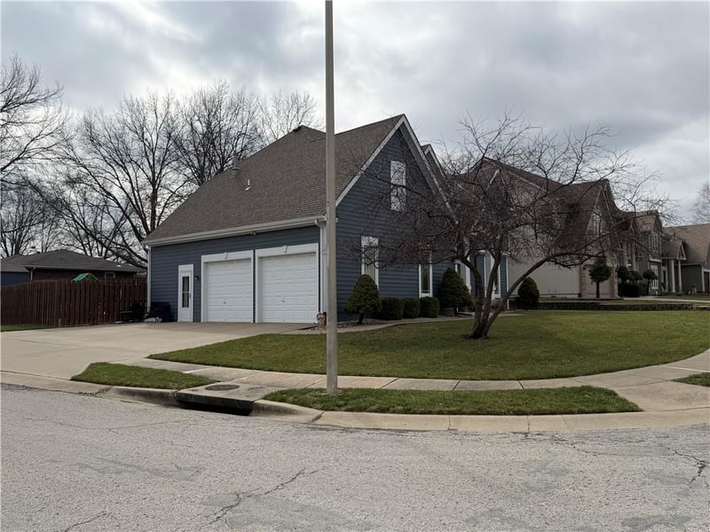 1509 79th St, Kansas City, MO 64118