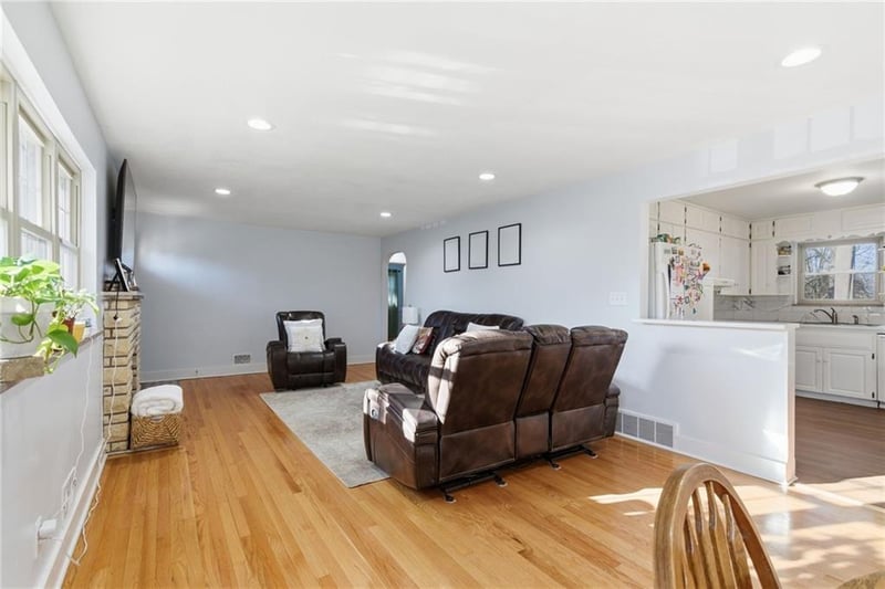 2948 70th St, Kansas City, KS 66109