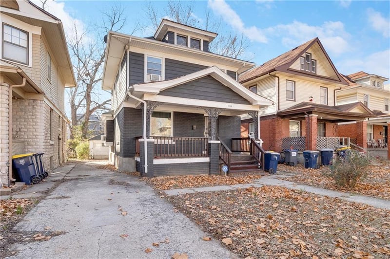 3241 28th St, Kansas City, MO 64128