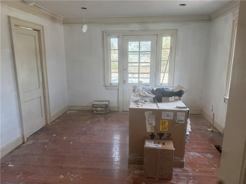 5500 Central St, Kansas City, MO 64113