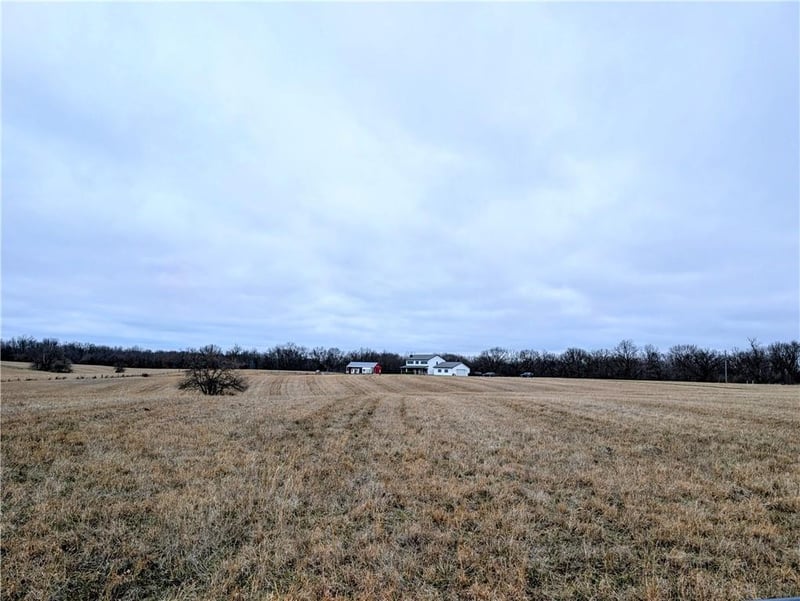 347 NE County Road V Hw, Warrensburg, MO 64093