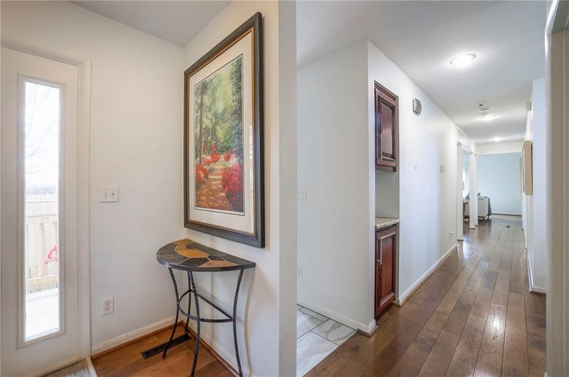 10890 Bradshaw St, Overland Park, KS 66210