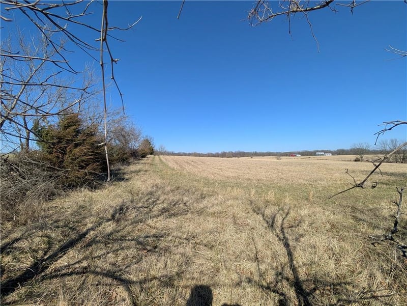 000347 V Hw, Warrensburg, MO 64093