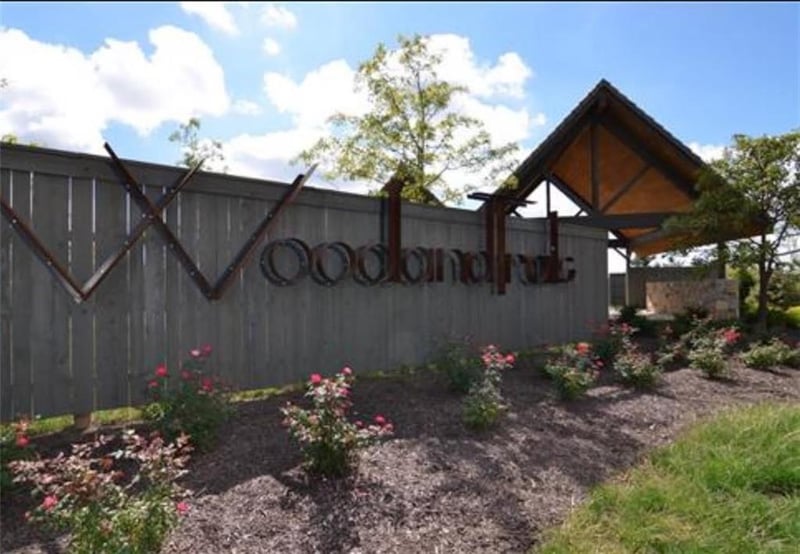 1433 Woodland Rd, Greenwood, MO 64034