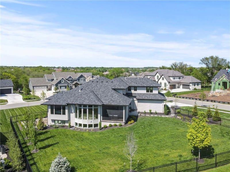 11201 169th St, Overland Park, KS 66221