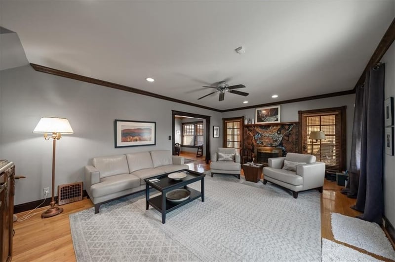 5901 Grand Ave, Kansas City, MO 64113