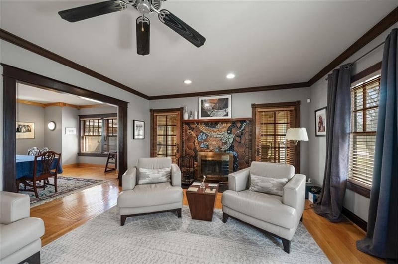 5901 Grand Ave, Kansas City, MO 64113