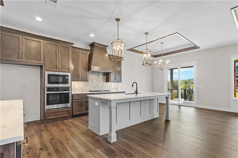 17412 Richards St, Overland Park, KS 66221