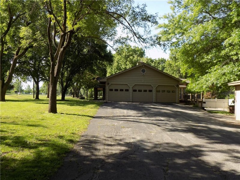 1200 S Lincoln St, Ottawa, KS 66067