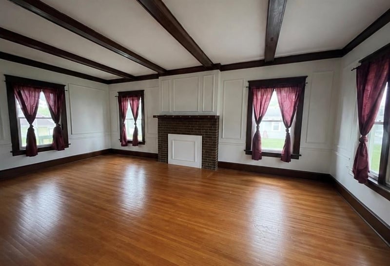 510 Main St, Richmond, MO 64085