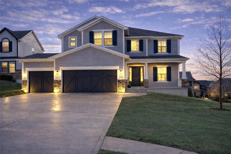 9610 Elm Ct, Kansas City, MO 64157