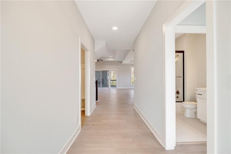 300 Hawthorne Ct, Blue Springs, MO 64014