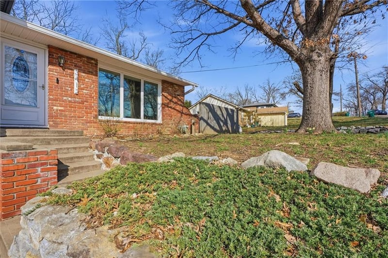 3412 56th Ter, Kansas City, KS 66104