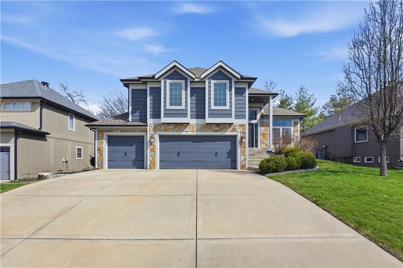 6015 N Ames Ave, Kansas City, MO 64151