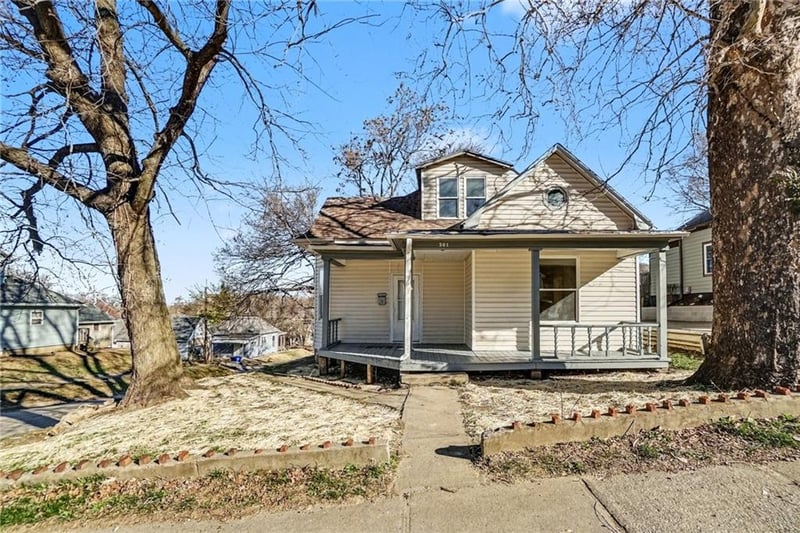 501 Blake St, St Joseph, MO 64504