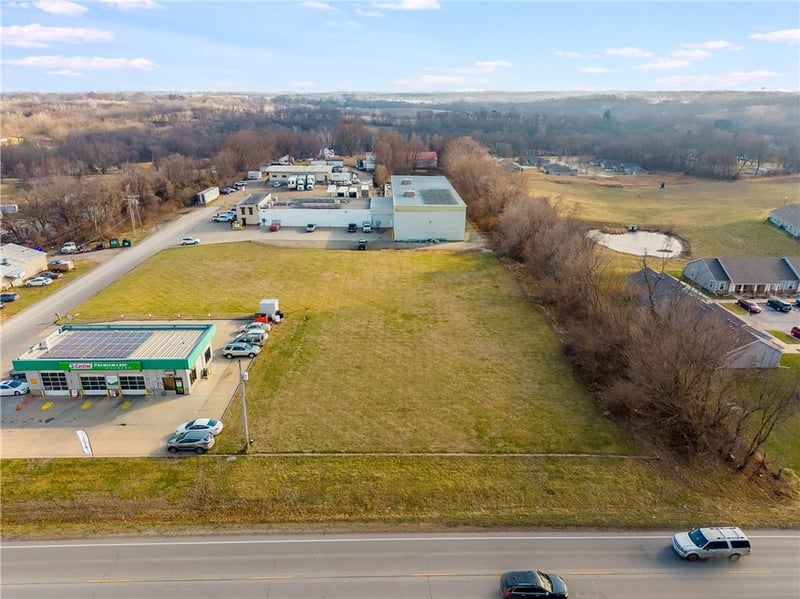 Pear St, St Joseph, MO 64503