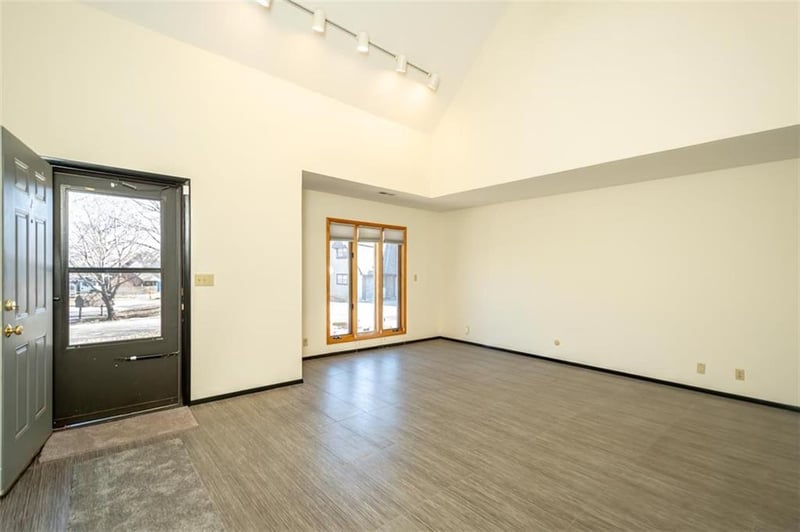 2713 W 24th Ter, Lawrence, KS 66047