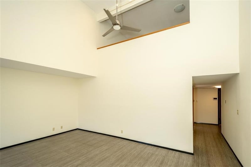 2713 W 24th Ter, Lawrence, KS 66047