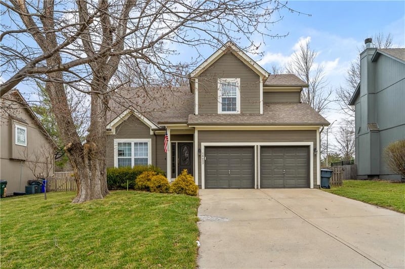 14652 151st Ter, Olathe, KS 66062