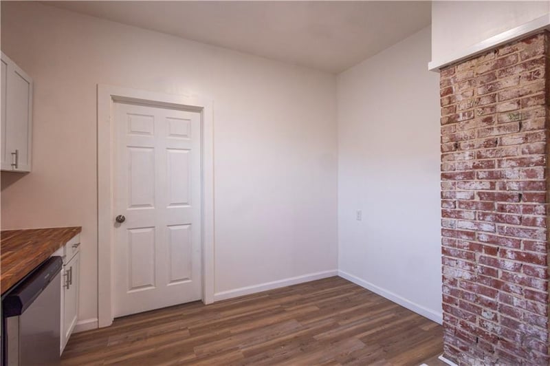 2130 24th St, Kansas City, MO 64123