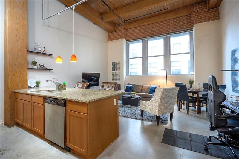 712 Broadway Blvd #304, Kansas City, MO 64105