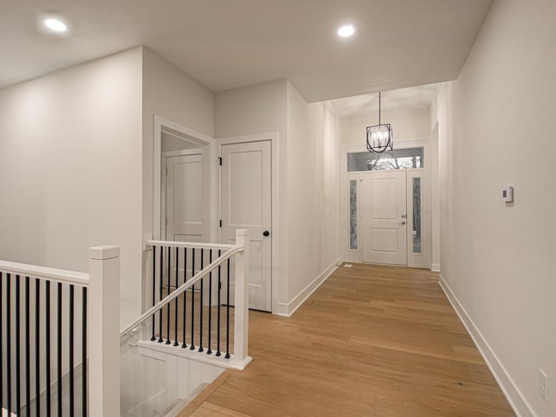 4725 Winn Rd, Kansas City, MO 64117