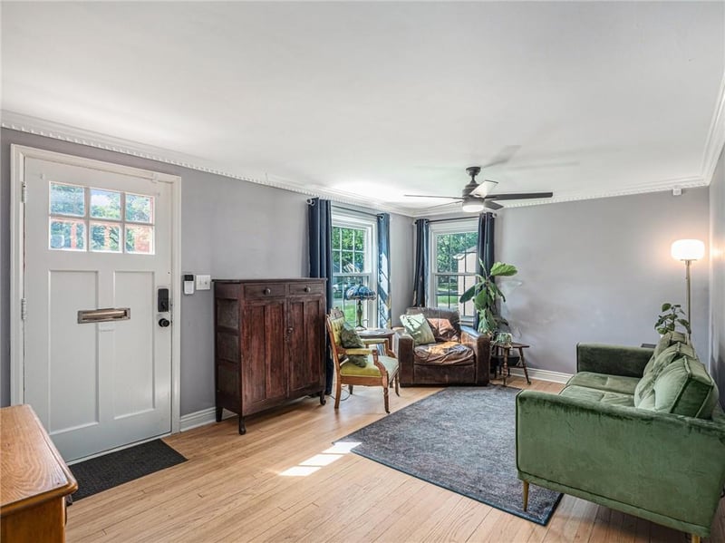 7829 Jefferson St, Kansas City, MO 64114