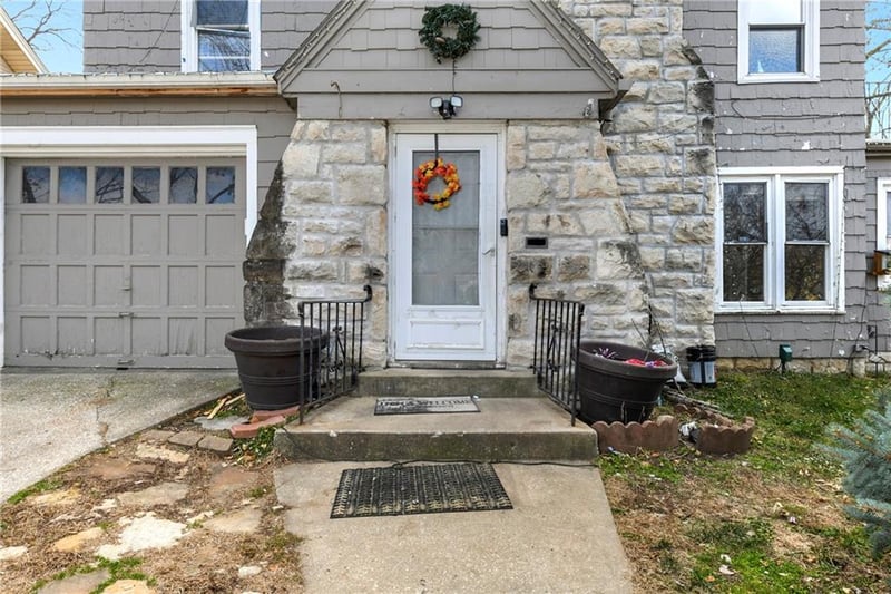 1519 Tauromee Ave, Kansas City, KS 66102