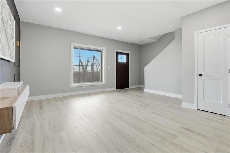 36 14th St, Kansas City, KS 66102